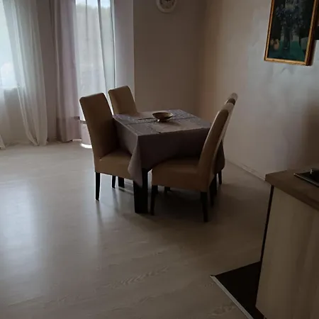 维拉微迪客公寓式酒店 *